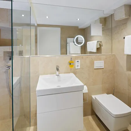 Aparthotel Domresidenz 5*