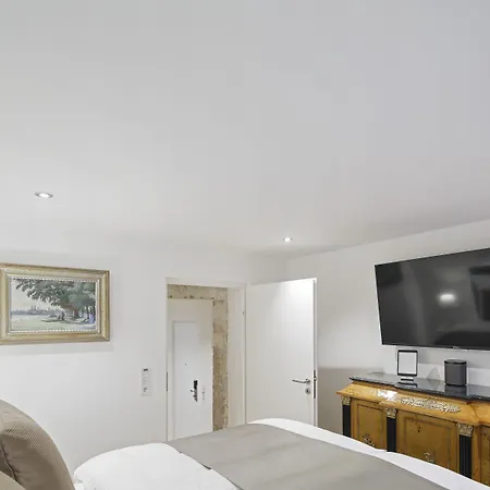 Aparthotel Domresidenz 5*