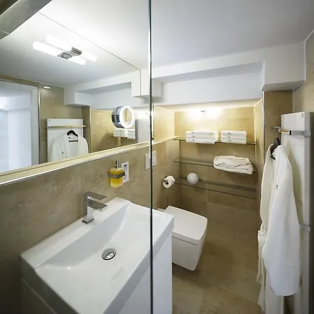 Domresidenz Aparthotel 5*