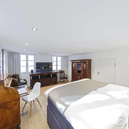 Aparthotel Domresidenz 5*